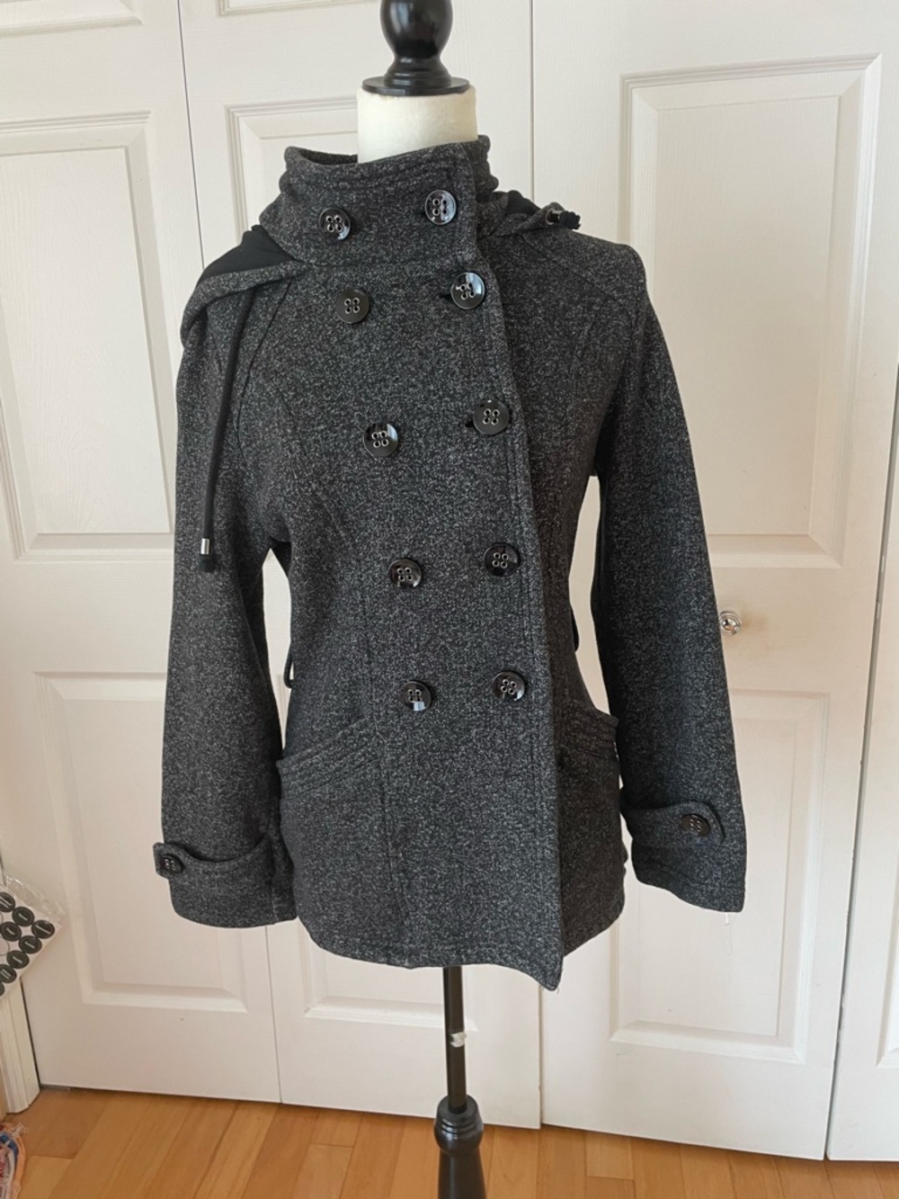 Sebby Gray Heather Pea coat size M excellent condition